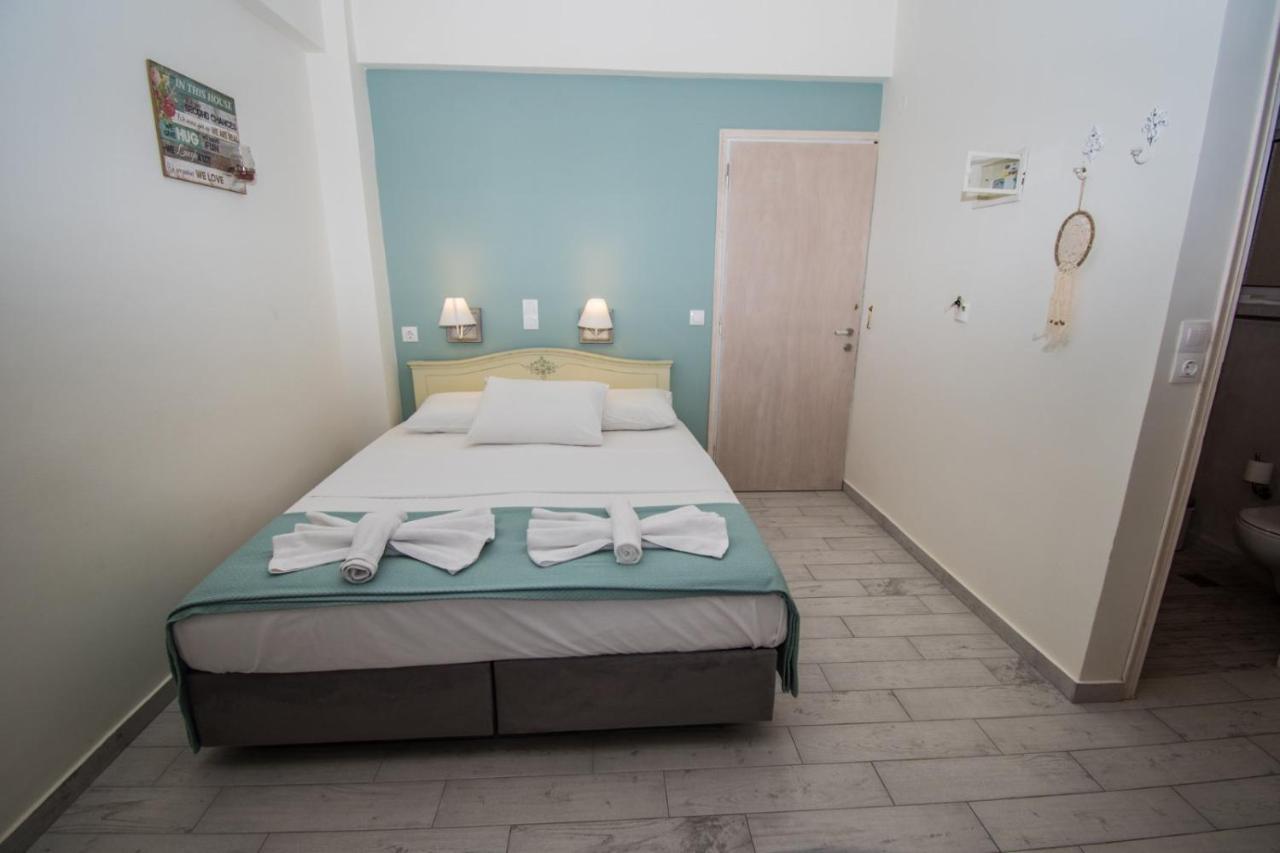 Alexandros Aparthotel Poros Town ภายนอก รูปภาพ