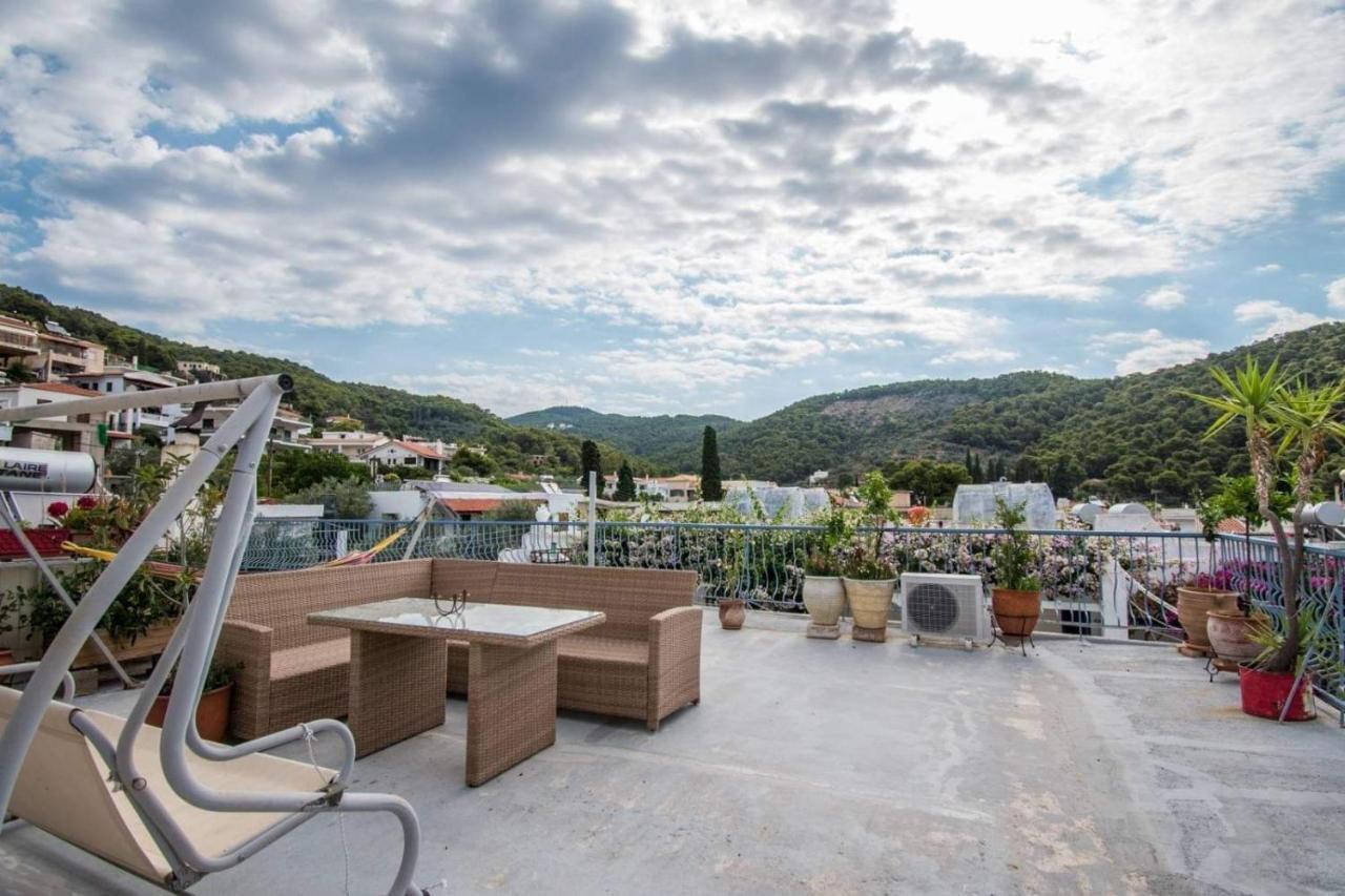 Alexandros Aparthotel Poros Town ภายนอก รูปภาพ