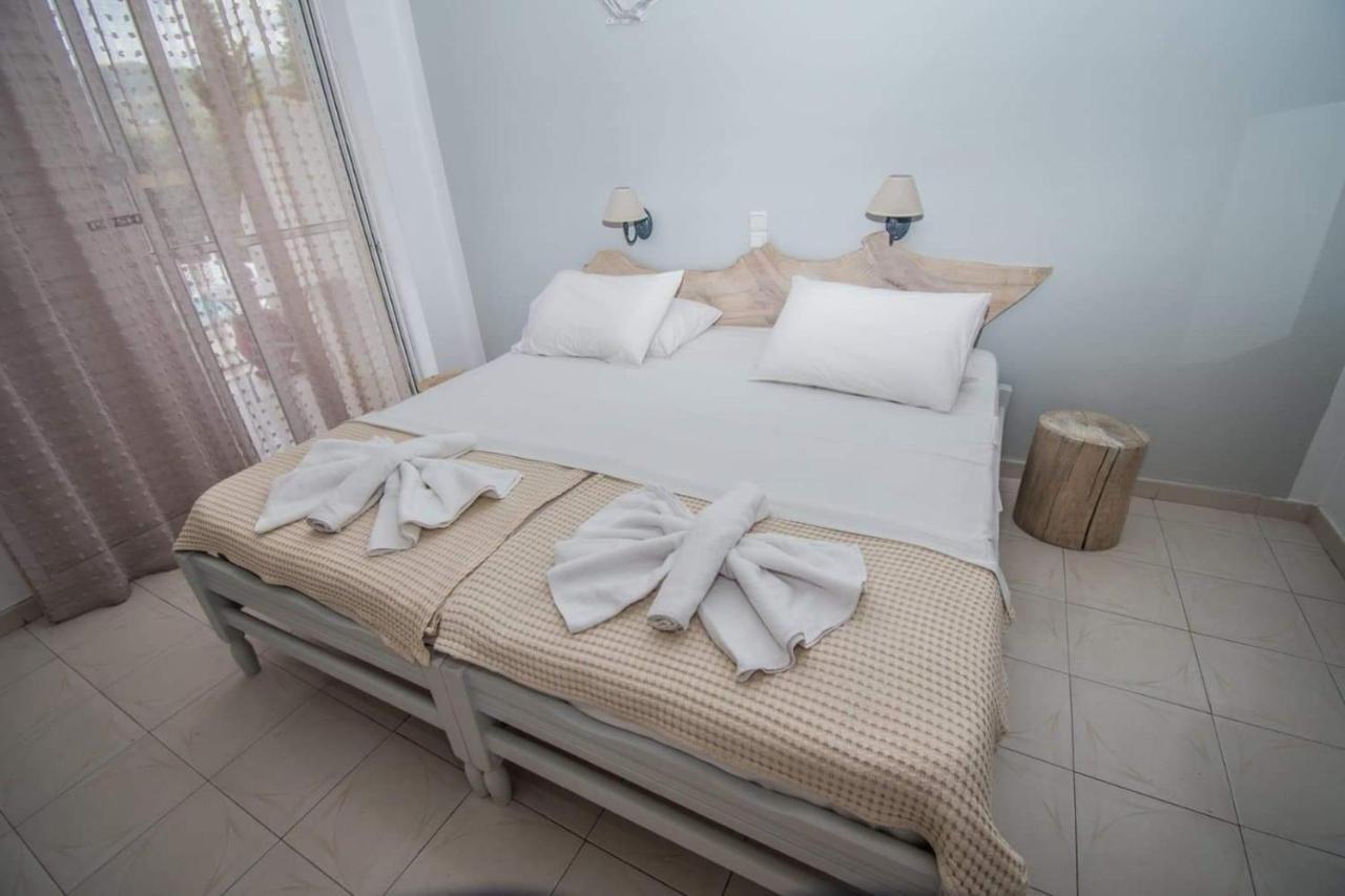 Alexandros Aparthotel Poros Town ภายนอก รูปภาพ