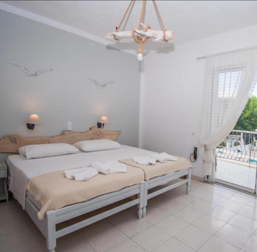 Alexandros Aparthotel Poros Town ภายนอก รูปภาพ