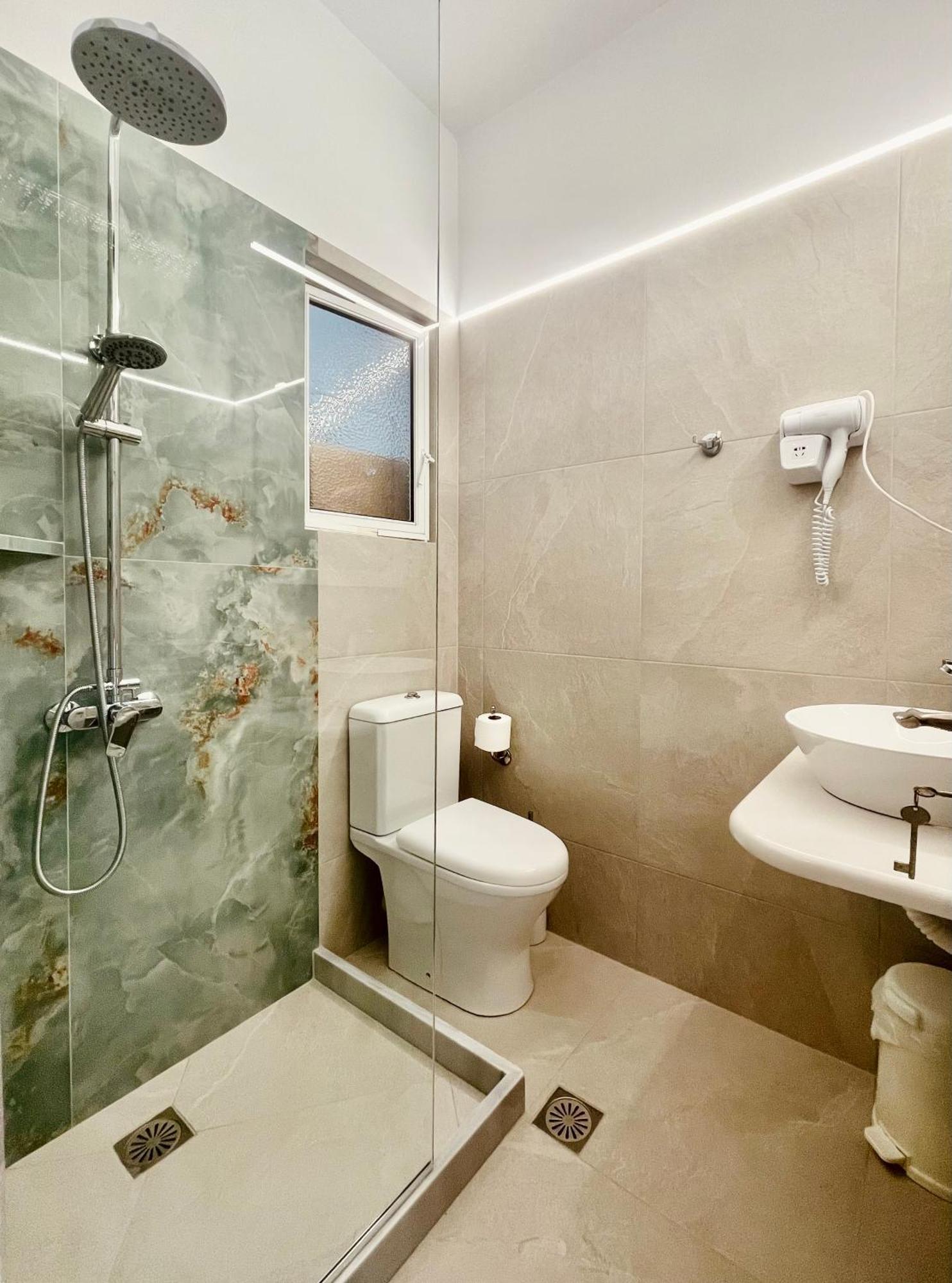 Alexandros Aparthotel Poros Town ภายนอก รูปภาพ
